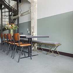 A. Bruizt Beton cire vloer